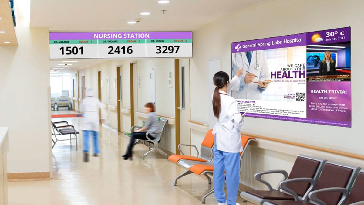 digital signage for hospitals-1